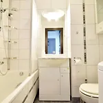 Avis - Skwer Kosciuszki 34 B Гдыня