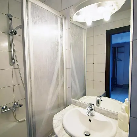 Avis - Skwer Kosciuszki 34 B Appartement