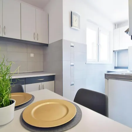 Appartement Avis - Skwer Kosciuszki 34 B