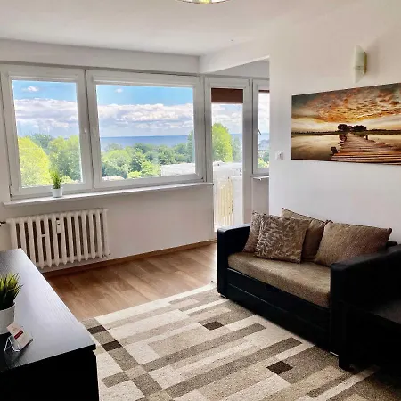 Avis - Skwer Kosciuszki 34 B * Gdynia