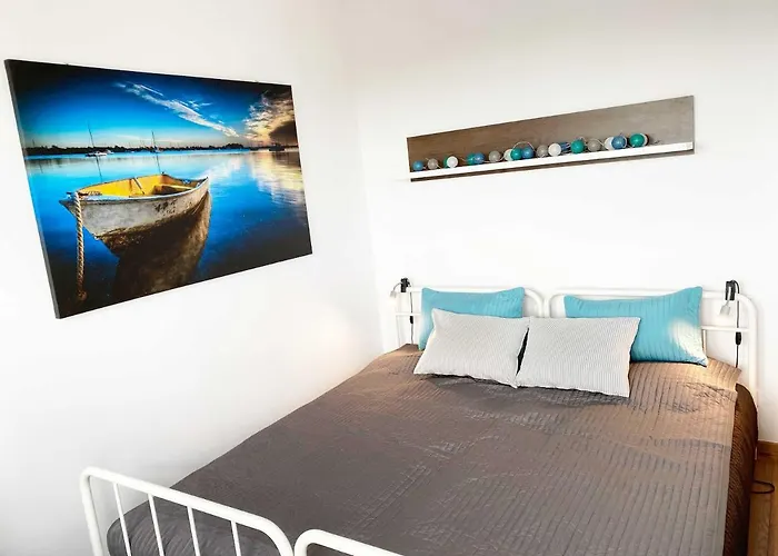 Avis - Skwer Kosciuszki 34 B Gdynia